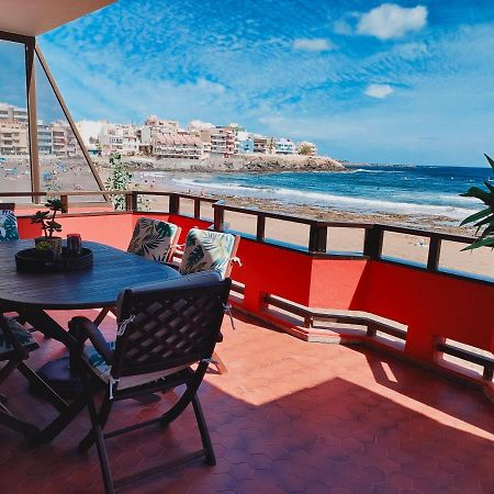 Front Line Beach With Fantastic Terrace. 텔데 외부 사진