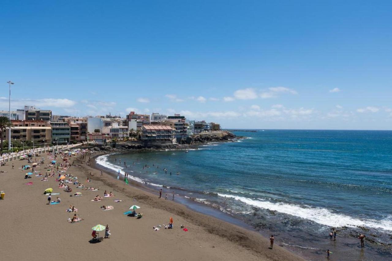 Front Line Beach With Fantastic Terrace. 텔데 외부 사진