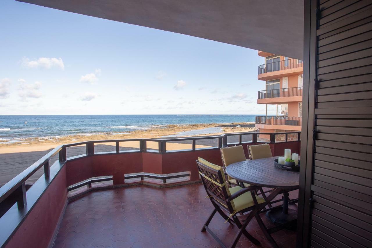 Front Line Beach With Fantastic Terrace. 텔데 외부 사진
