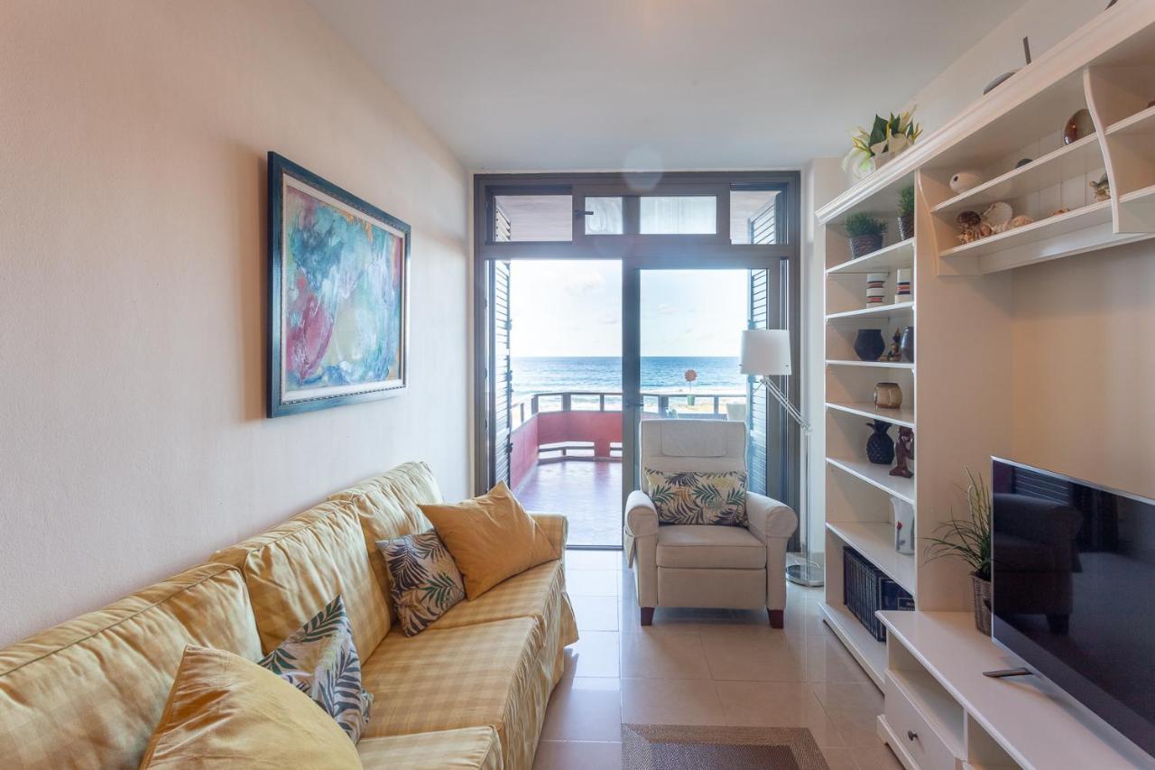 Front Line Beach With Fantastic Terrace. 텔데 외부 사진